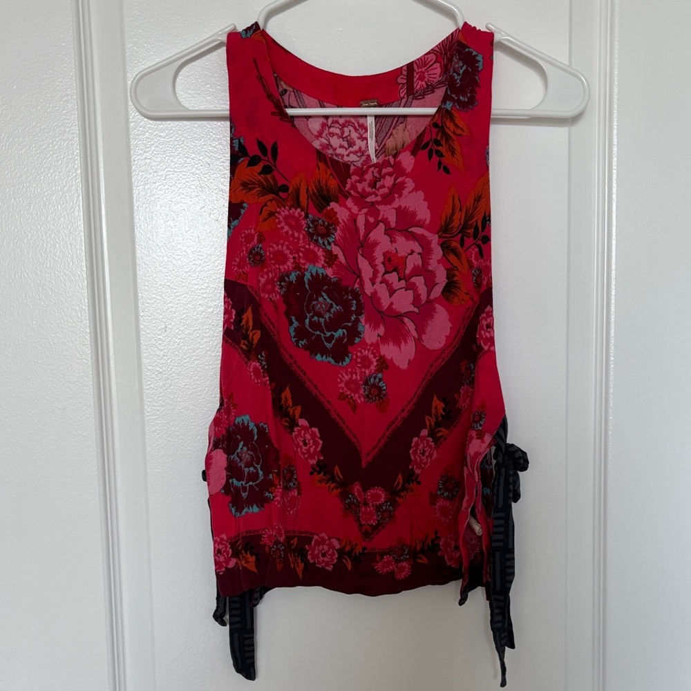 Free People Floral Sleeveless Top - Red and Black